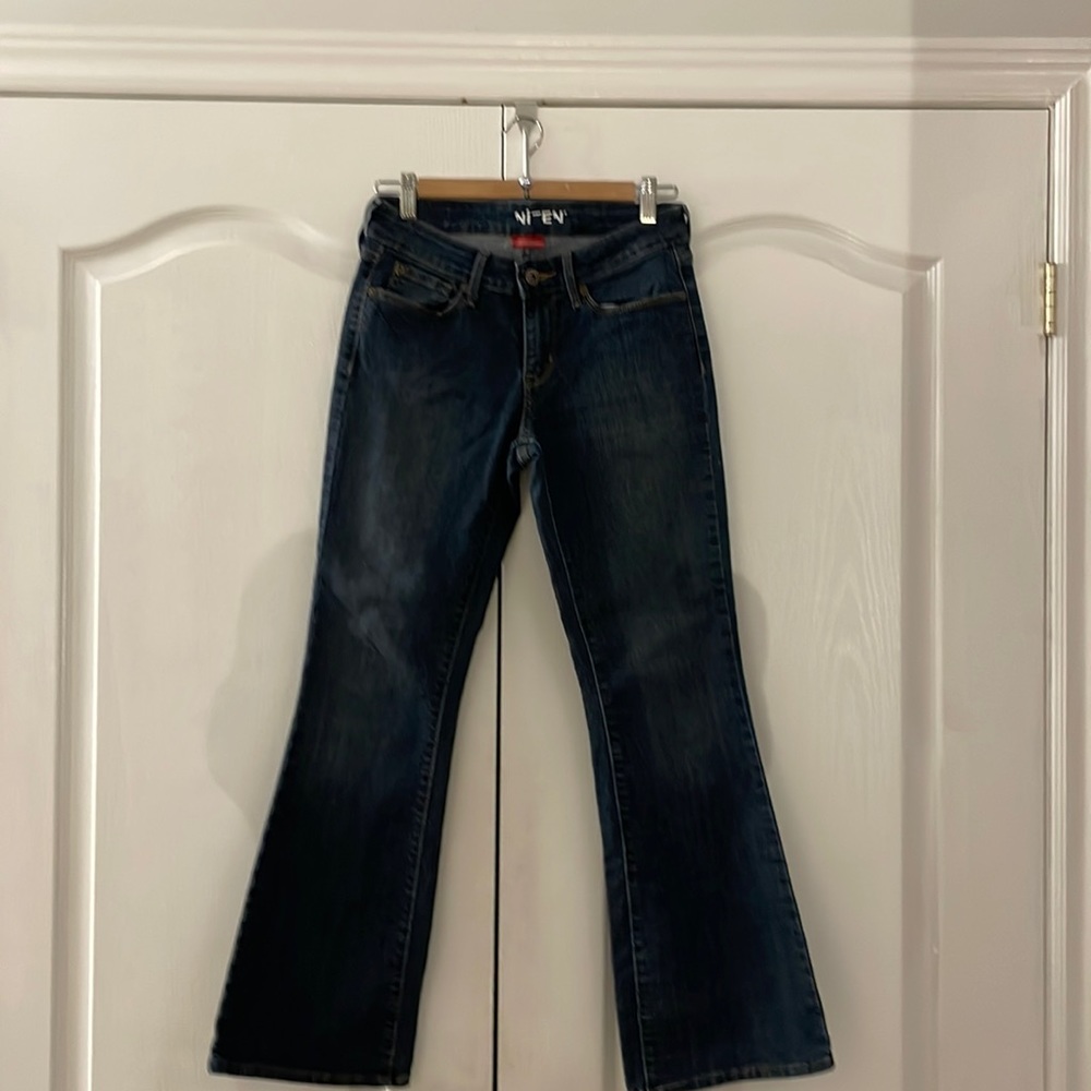 Denizen modern boot cut jeans 29” inside seam SIZE4S